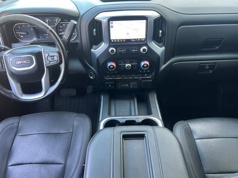 Used 2022 GMC Sierra 3500 SLT w/ SLT Preferred Package image 10