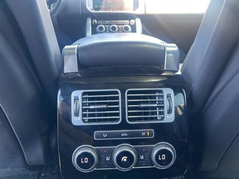 Used 2017 Land Rover Range Rover Supercharged AWD/4WD image 18