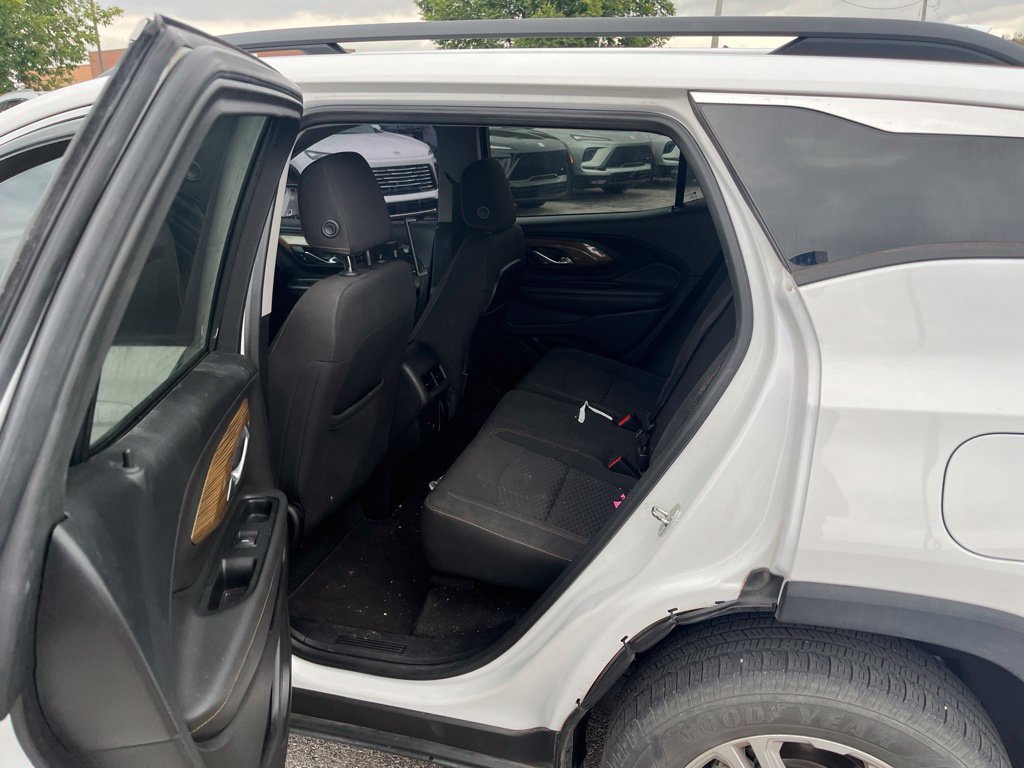 Used 2018 GMC Terrain SLE w/ Driver Convenience Package AWD/4WD image 10