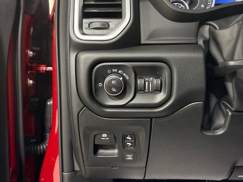 New 2026 RAM 1500 Big Horn AWD/4WD image 11