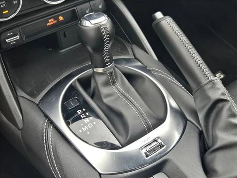 Used 2025 MAZDA MX-5 Miata RF Grand Touring RWD image 17