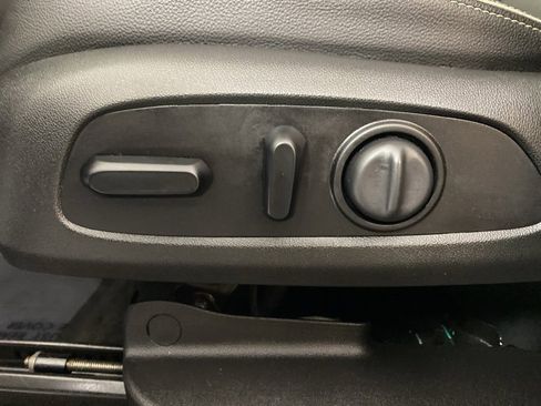 Used 2020 GMC Terrain Denali w/ Denali Premium Package image 24