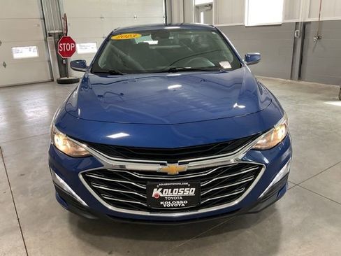 Used 2023 Chevrolet Malibu LT image 2