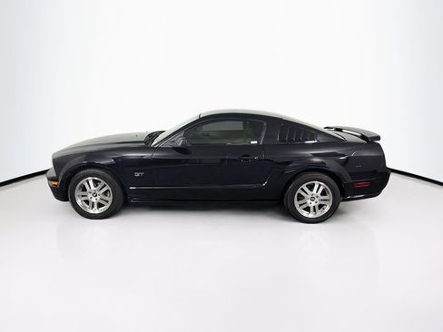 Used 2006 Ford Mustang GT Premium RWD image 4