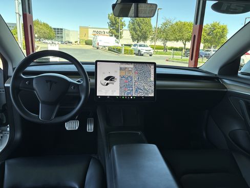 Used 2021 Tesla Model 3 Performance AWD/4WD image 27