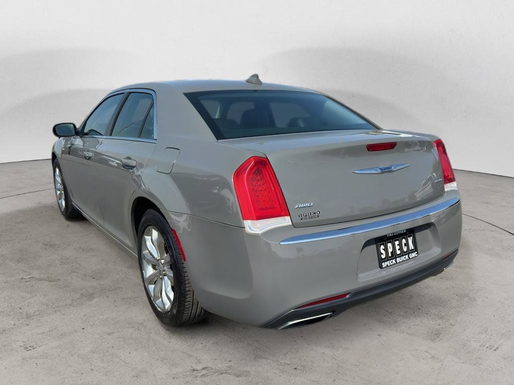 Used 2017 Chrysler 300 Limited AWD/4WD image 3