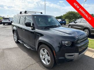 Used 2023 Land Rover Defender 130 SE AWD/4WD video 1