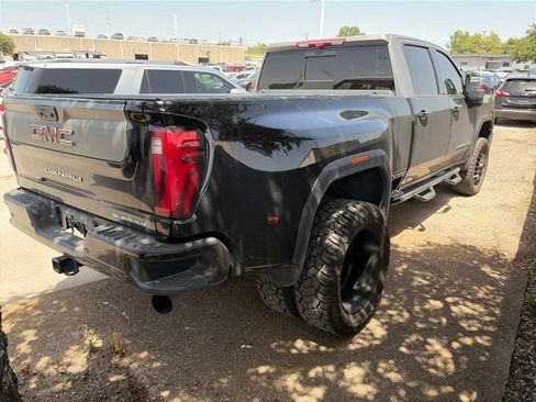 Used 2024 GMC Sierra 3500 Denali w/ Denali Reserve Package AWD/4WD image 4