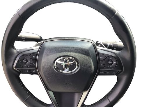 Used 2024 Toyota Camry FWD image 16