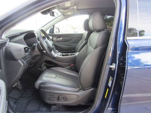 Used 2022 Hyundai Santa Fe Limited image 17
