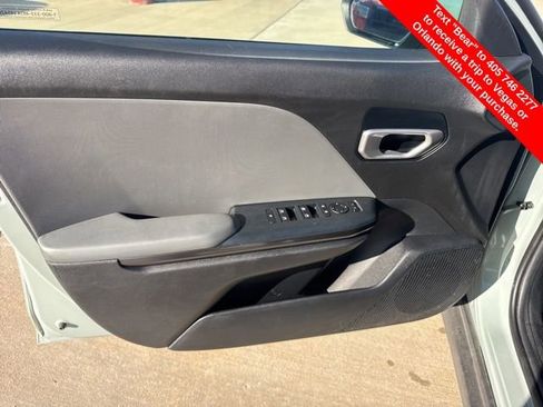 Used 2025 Kia K4 LXS image 15