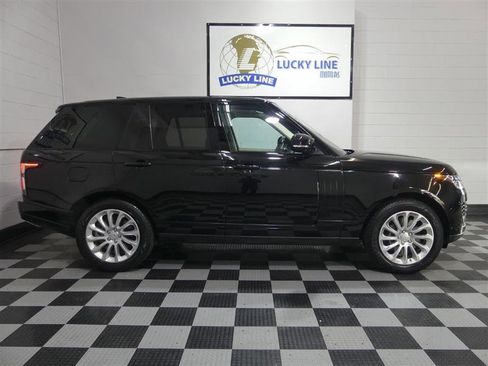 Used 2018 Land Rover Range Rover HSE image 6