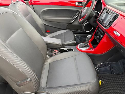 Used 2018 Volkswagen Beetle 2.0T S image 28