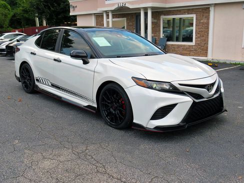 Used 2021 Toyota Camry TRD image 5