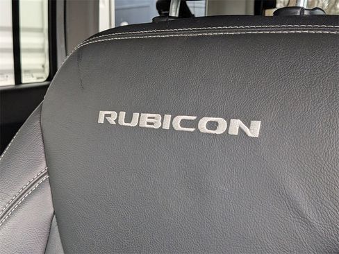 Certified 2016 Jeep Wrangler Unlimited Rubicon image 21
