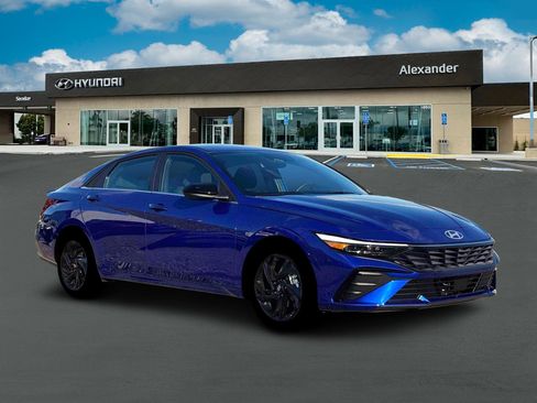 New 2026 Hyundai Elantra SEL Sport Premium FWD image 10