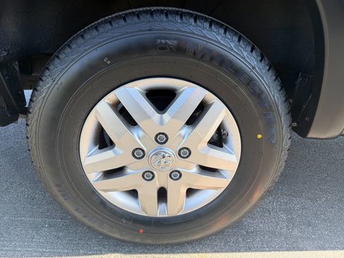 Used 2021 RAM ProMaster 3500 w/ Premium Appearance Group image 17