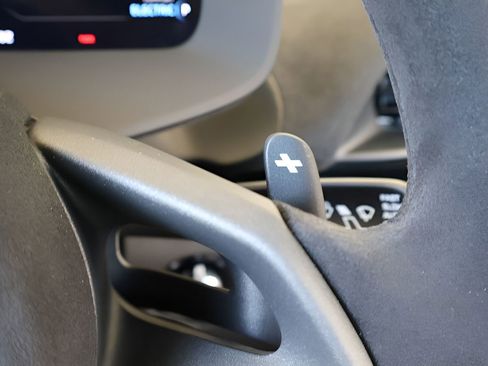 New 2026 McLaren Artura image 18