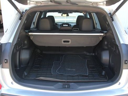 Used 2025 Subaru Forester Limited image 31