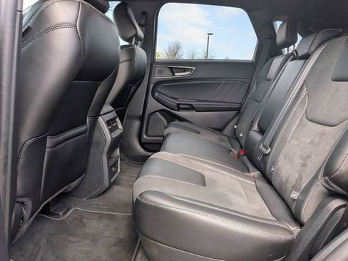 Used 2021 Ford Edge ST image 13