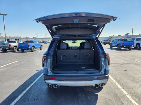 New 2026 Chevrolet Traverse LT FWD image 7