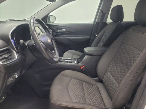 Used 2019 Chevrolet Equinox LT w/ Driver Convenience Package image 17