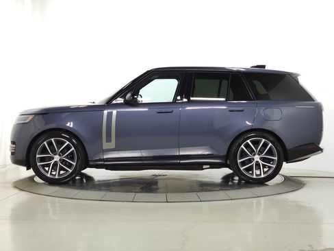 Certified 2025 Land Rover Range Rover SE AWD/4WD image 2