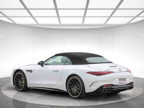 Used 2022 Mercedes-Benz SL 63 AMG 4MATIC image 2