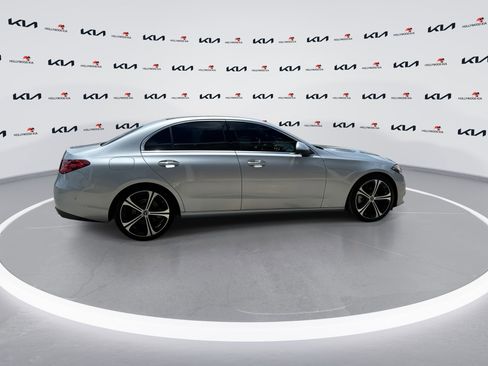 Used 2022 Mercedes-Benz C 300 Sedan image 9