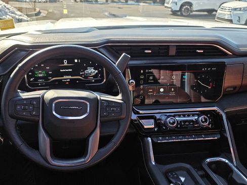 Used 2025 GMC Sierra 3500 Denali Ultimate image 41