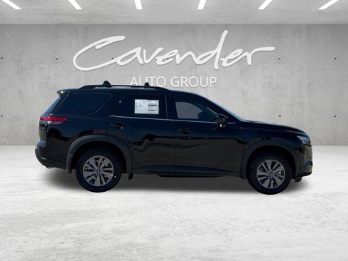 New 2026 Nissan Pathfinder SV FWD image 18