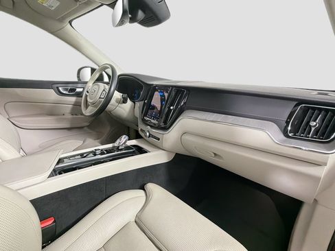 Certified 2024 Volvo XC60 B5 Ultimate AWD/4WD image 29