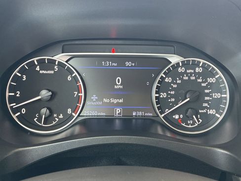 Used 2025 Nissan Altima 2.5 SV FWD image 18