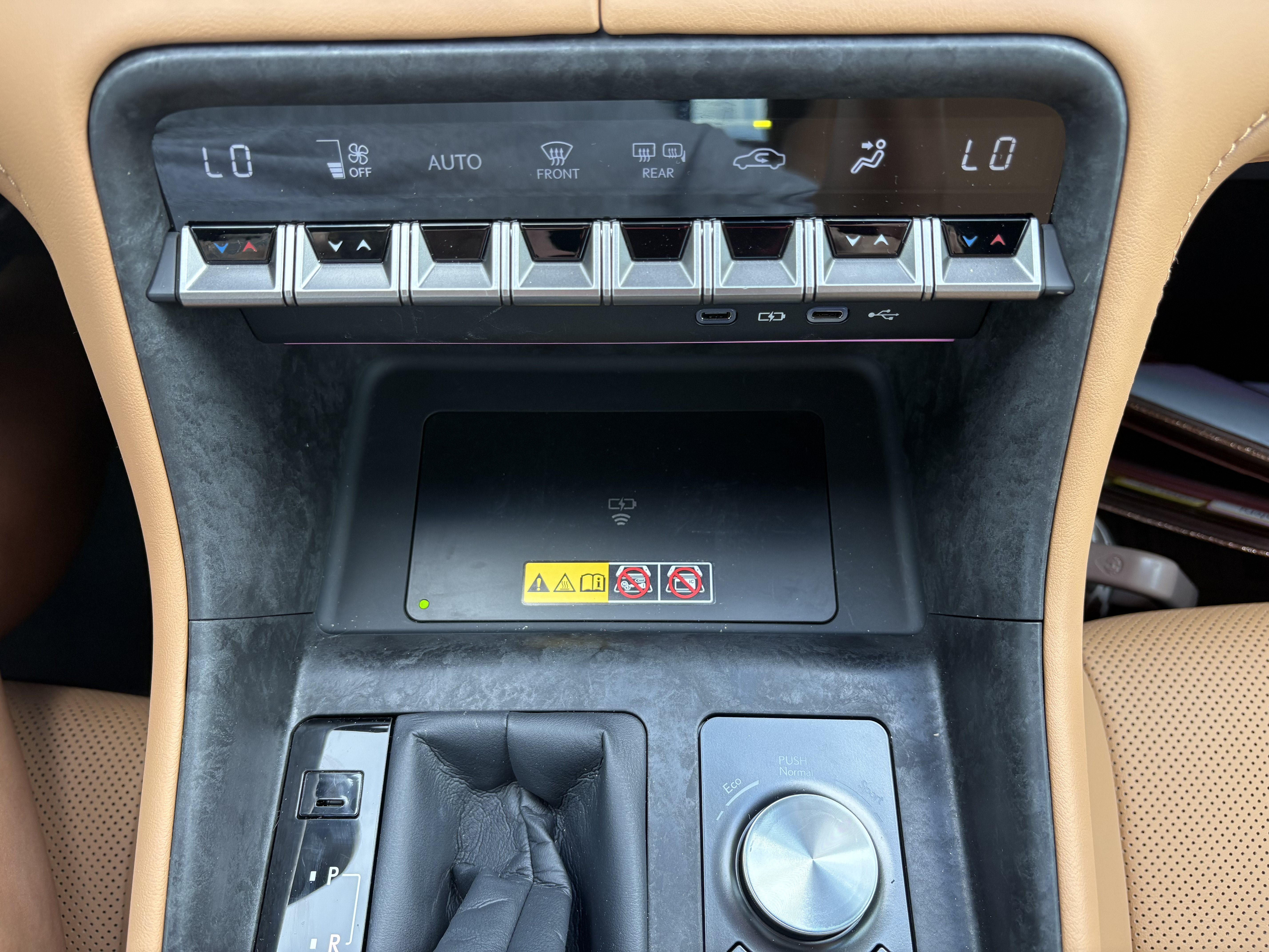 Used 2026 Lexus IS 350 F Sport w/ Accessory Package Z1 RWD image 12