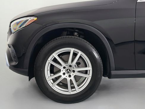 Used 2023 Mercedes-Benz GLC 300 image 10