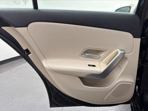 Used 2022 Mercedes-Benz A 220 image 15