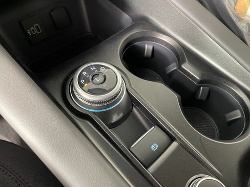 New 2026 Ford Explorer Active AWD/4WD image 4