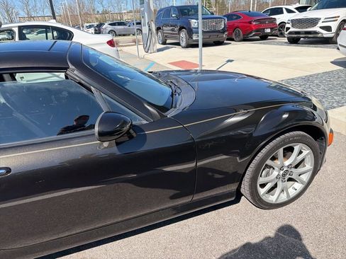 Used 2013 MAZDA MX-5 Miata Grand Touring w/ Premium Pkg RWD image 20