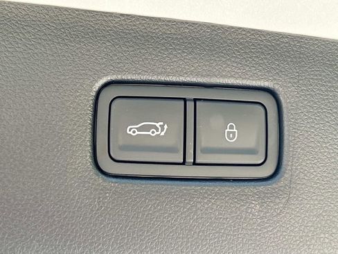 New 2026 Genesis GV70 2.5T Advanced AWD/4WD image 13