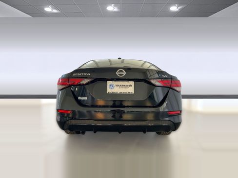 Used 2020 Nissan Sentra SV image 10