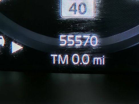 Used 2021 Volvo XC40 T4 R-Design w/ Advanced Package image 35