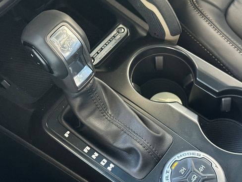 New 2025 Ford Bronco Badlands image 22