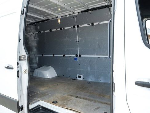Used 2021 Mercedes-Benz Sprinter 3500 image 28