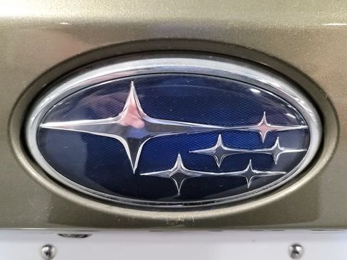 Used 2024 Subaru Outback Premium AWD/4WD image 30