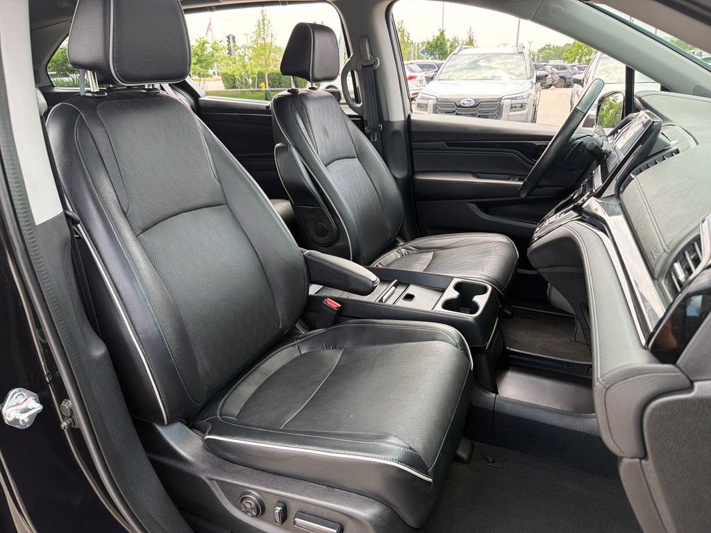 Used 2023 Honda Odyssey Elite image 30