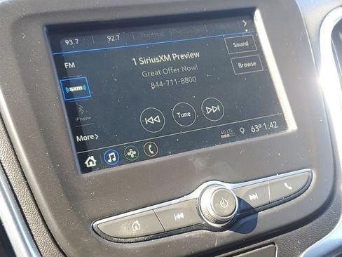 Used 2019 Chevrolet Equinox LT image 16