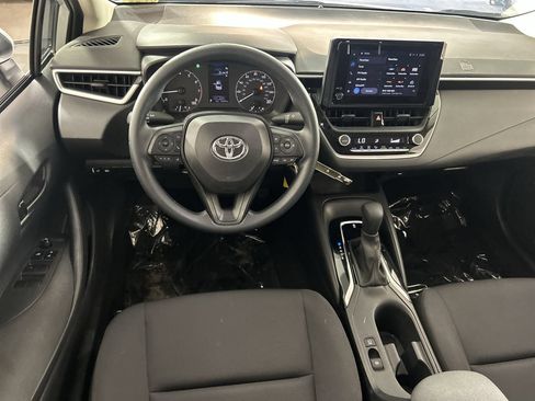 Used 2024 Toyota Corolla LE FWD image 21