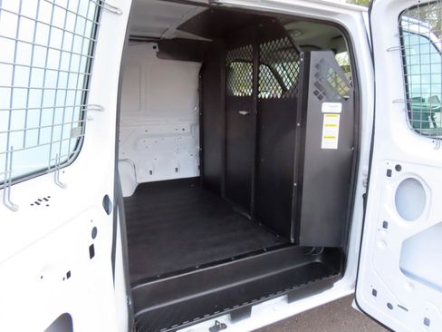 Used 2014 Ford E-150 and Econoline 150 image 14