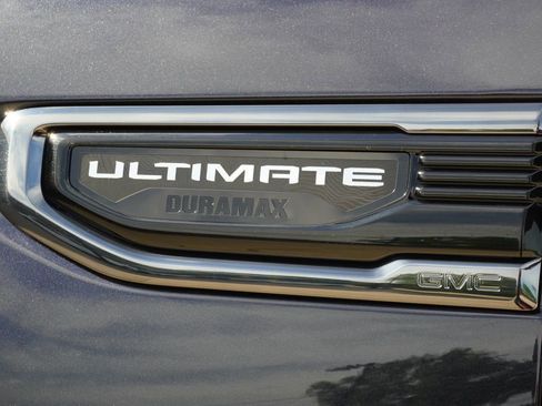 Used 2022 GMC Sierra 1500 Denali Ultimate AWD/4WD image 7