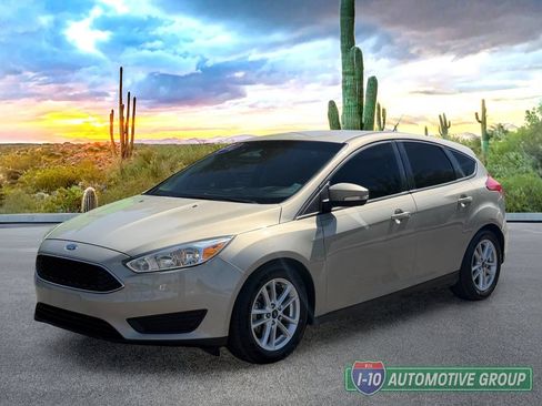 Used 2016 Ford Focus SE FWD image 9